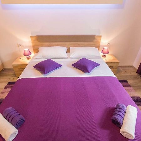 Apartment Amelia Pula Ngoại thất bức ảnh