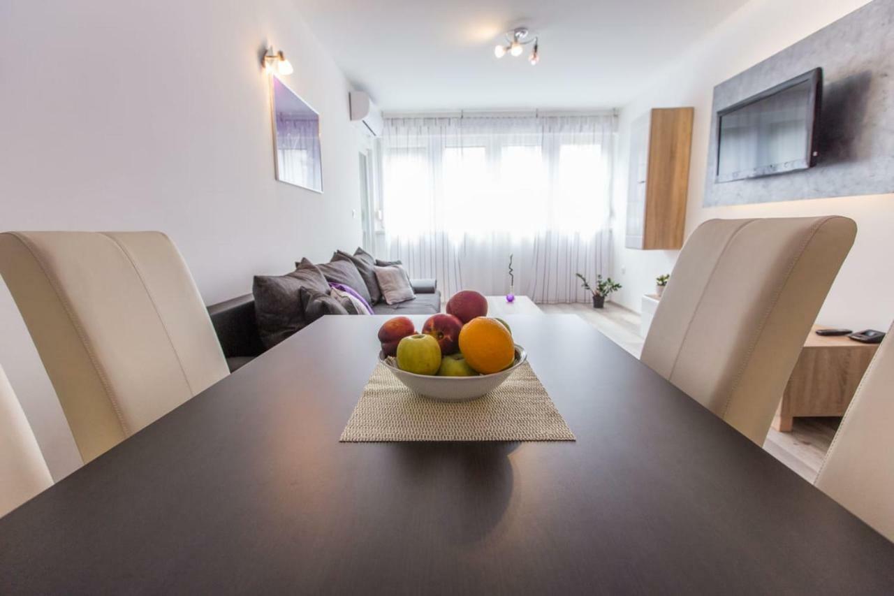 Apartment Amelia Pula Ngoại thất bức ảnh