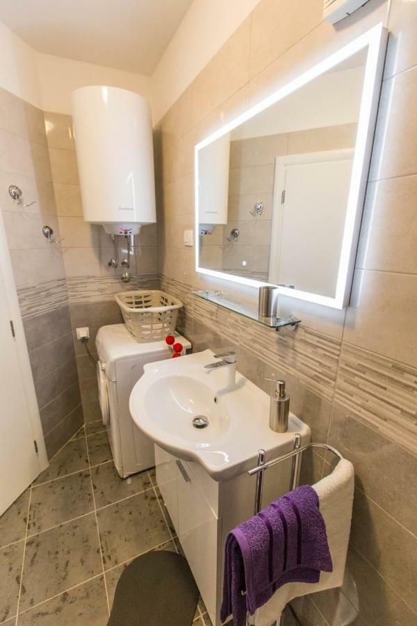 Apartment Amelia Pula Ngoại thất bức ảnh