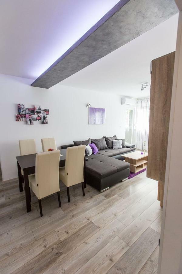 Apartment Amelia Pula Ngoại thất bức ảnh