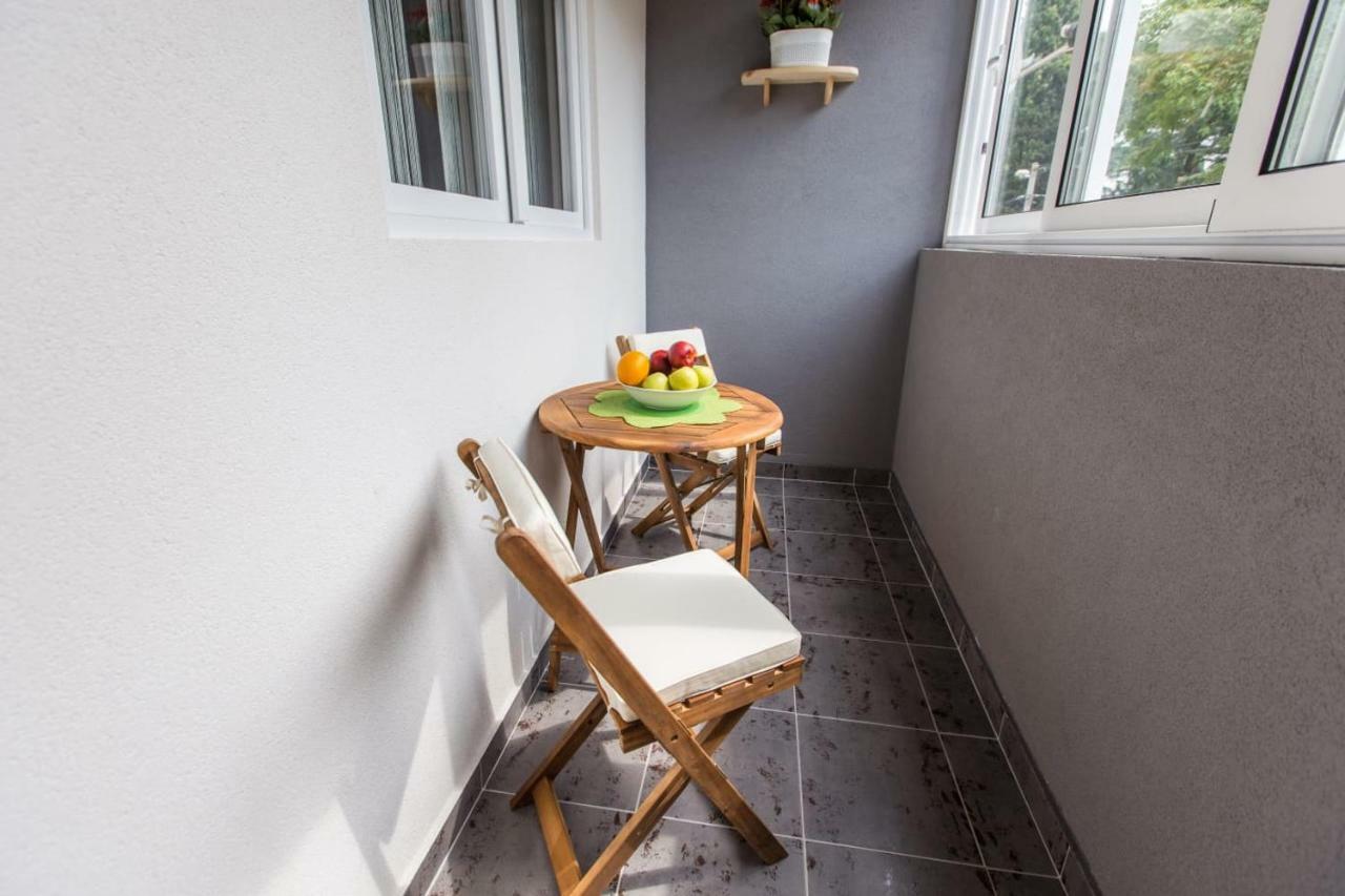 Apartment Amelia Pula Ngoại thất bức ảnh